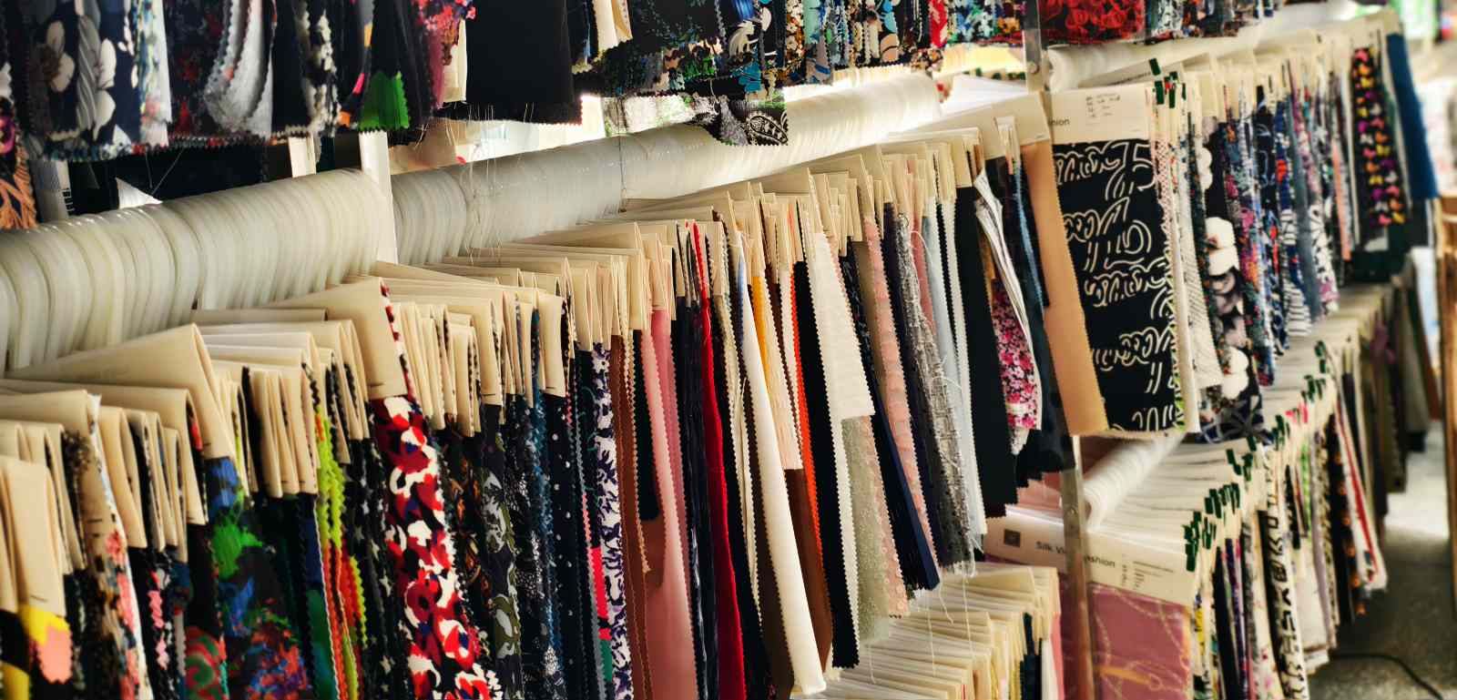 DOCSUN custom silk fabric selection for colors and craftsmanship