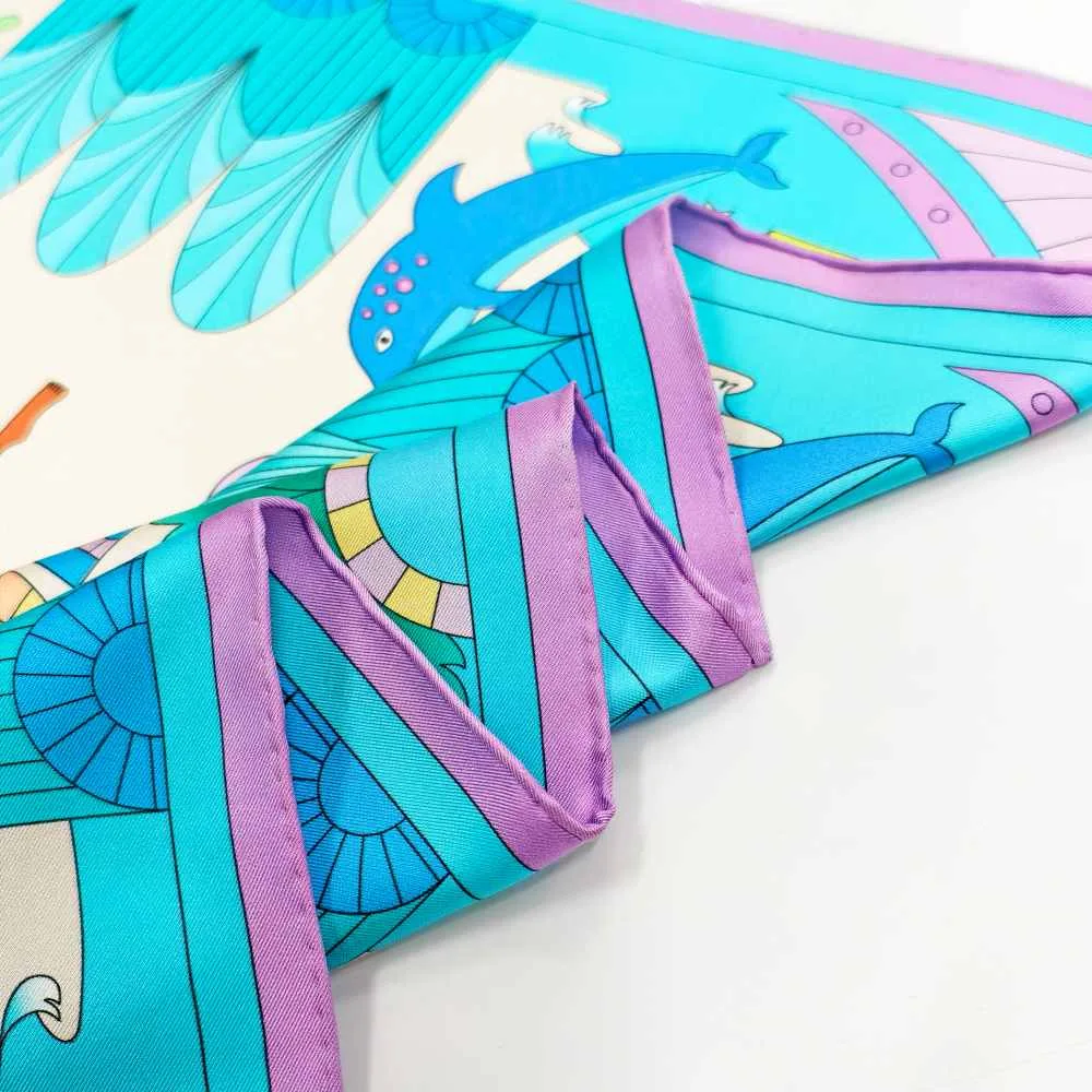 Hand rolled hem option for premium bandanas