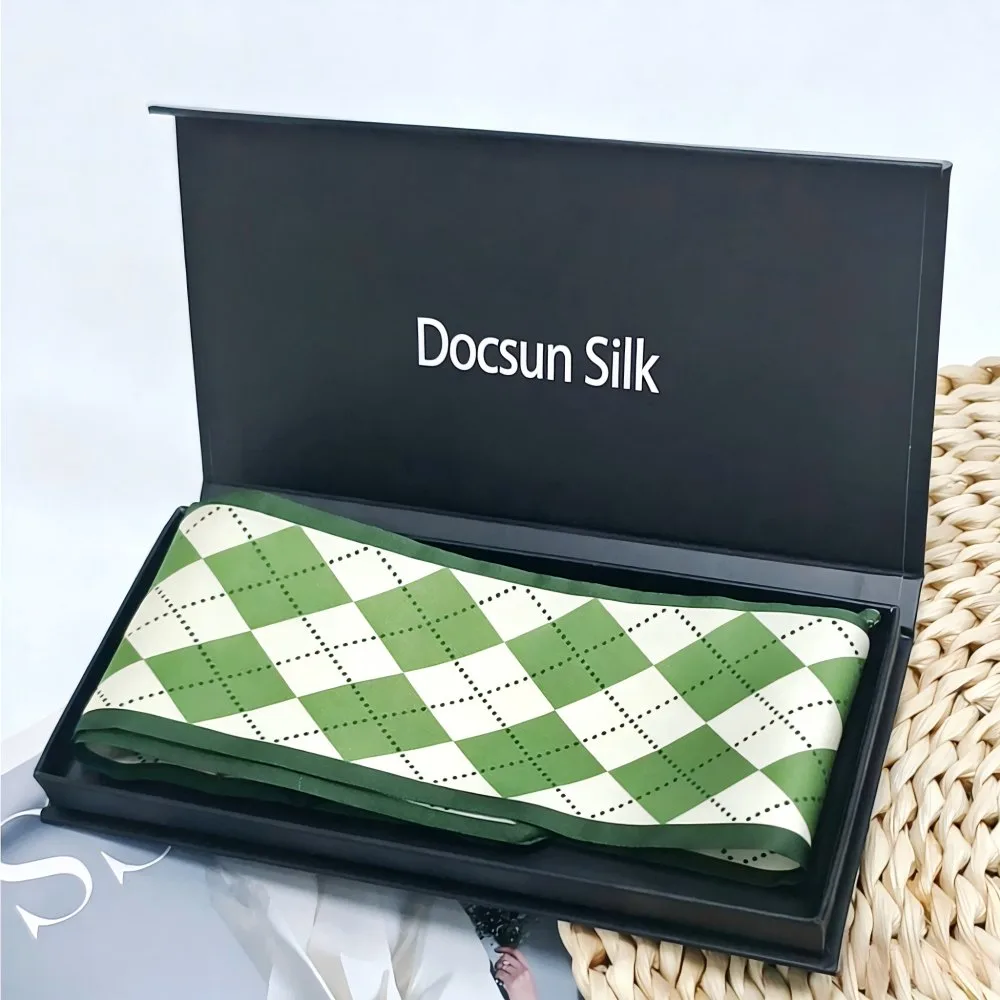 Compact flip-top box for custom silk twilly scarves