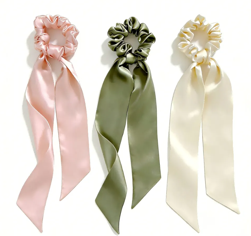 Custom mulberry silk scrunchies with soft fabric and private label potential