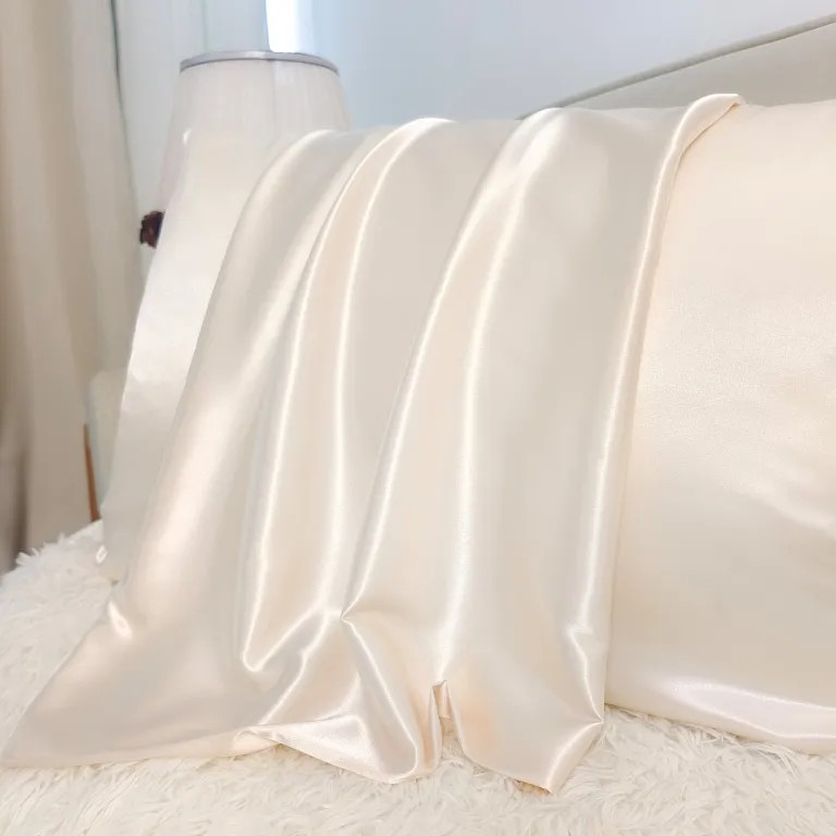 Custom satin silk pillowcase with smooth textile finish and retail potential