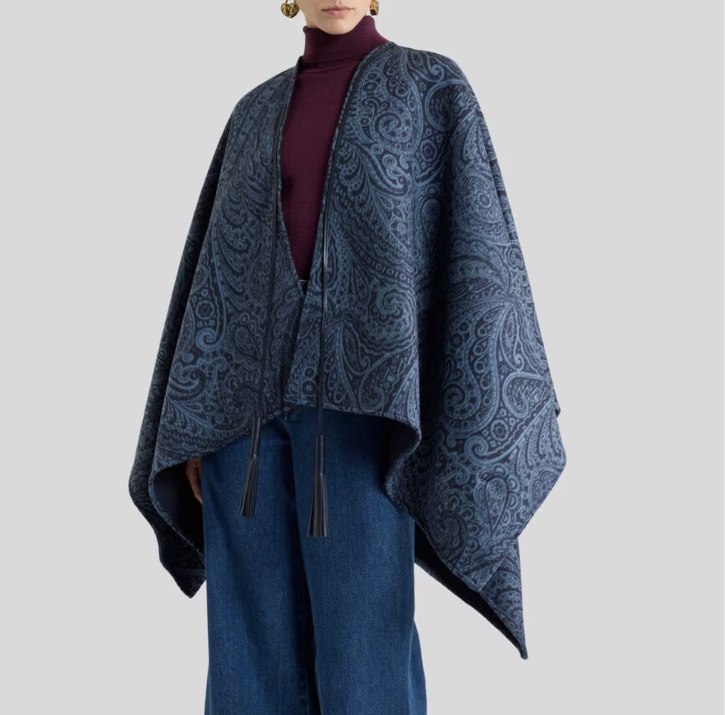 ETRO paisley cashmere shawl with rich ornamental pattern and border design