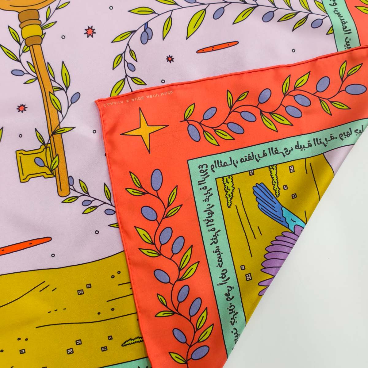 DOCSUN single-sided printed silk scarf front and reverse effect