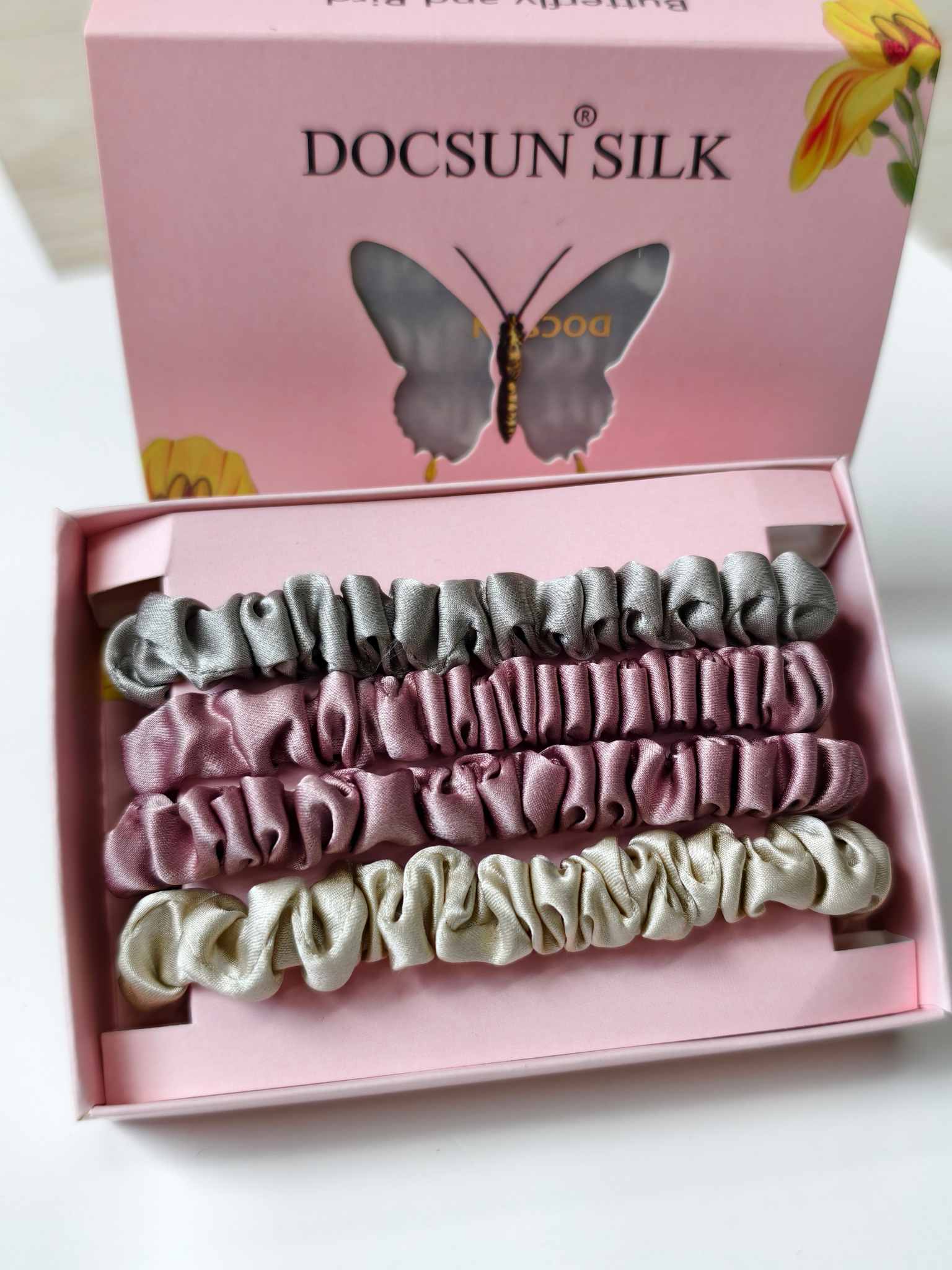 DOCSUN custom packaging reference for private label silk scrunchies