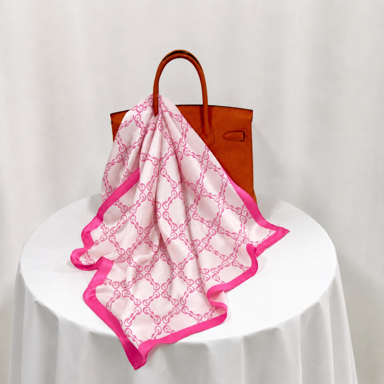 Luxury 70cm square silk scarf with pink chain pattern