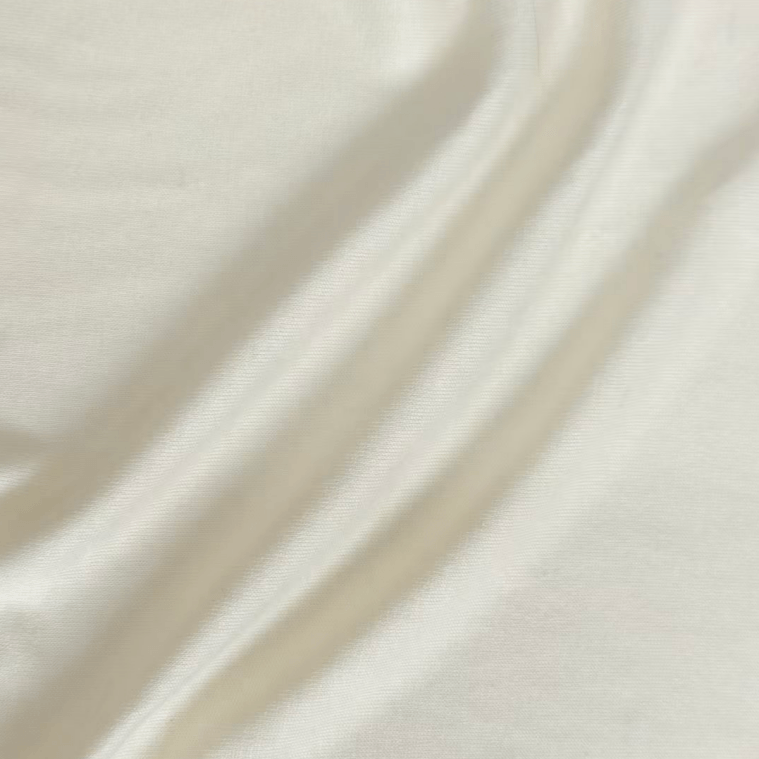 Elastic and comfortable knitted silk fabric